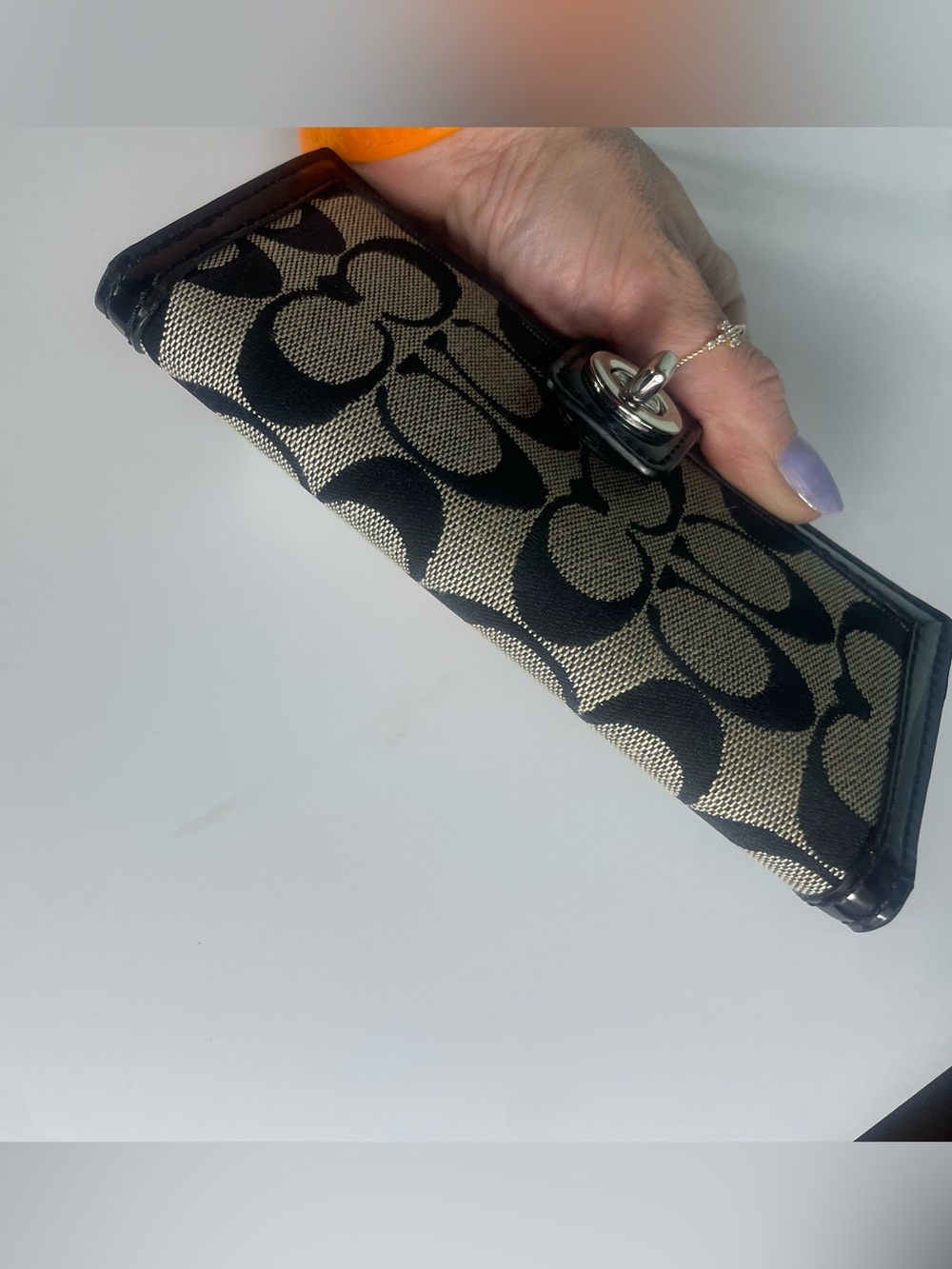 Coach Park Signature Turnlock Slim Wallet - Picture 9 of 10